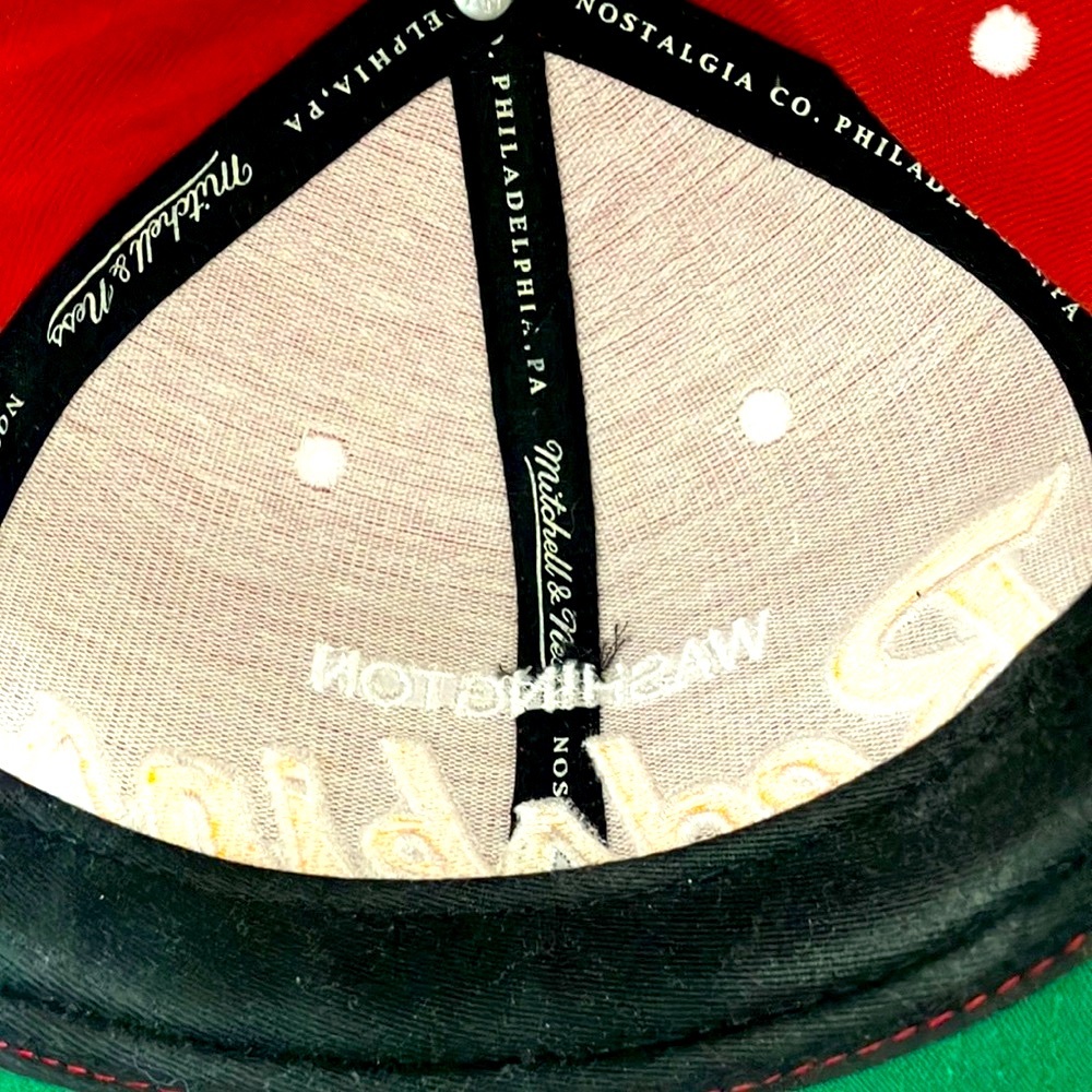 Washington Redskins Mitchell & Ness SnapBack Hat - Picture 6 of 7